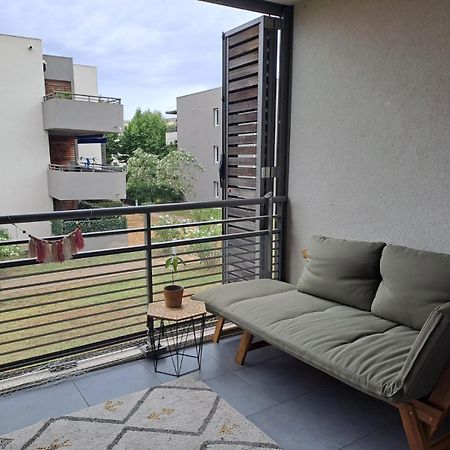 Appartement T2 Avec Terrasse, 5 Min De La Plage Fréjus Dış mekan fotoğraf